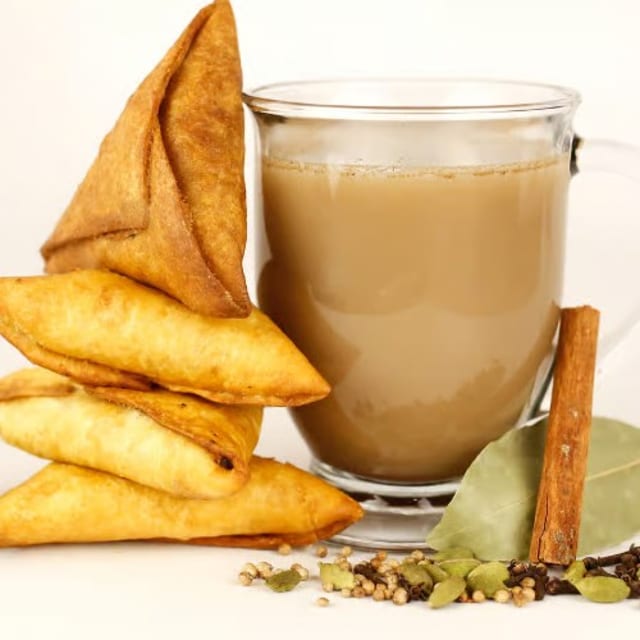 Chicken Sambus.